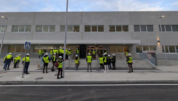 Fachada de la estación de tren provisional de La Coruña
