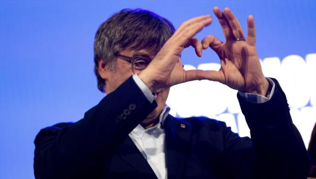 Carles Puigdemont cerró la campaña electoral de mayo en Elna, el pueblo que capitaneó la rebelión lingüística