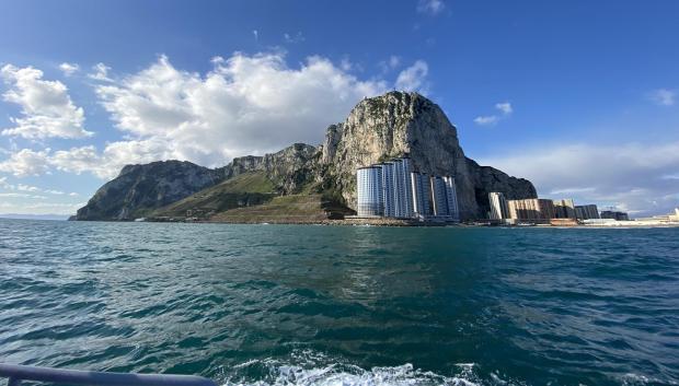 Imagen difundida por la Royal Navy Gibraltar Squadron en un provocador mensaje a España