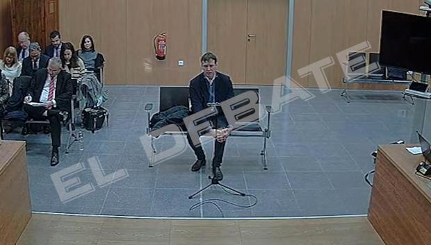 El hermano de Sánchez no sabe responder ante la jueza a qué se dedica la Oficina que él dirige