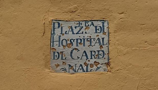 Rótulo de la plaza del Cardenal Salazar