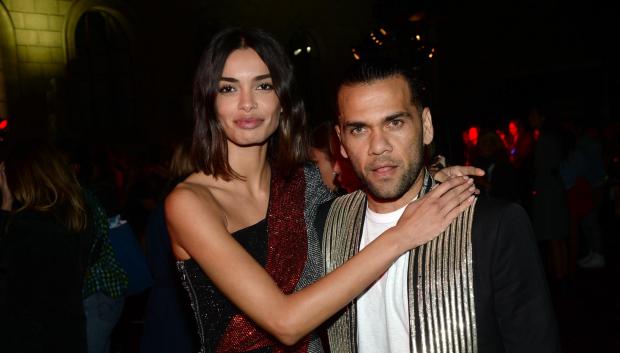 Dani Alves and model Joana Sanz en 2018.