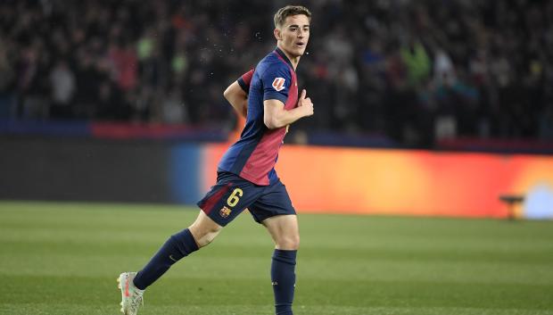 Pablo Gavi, durante un partido con el Barcelona