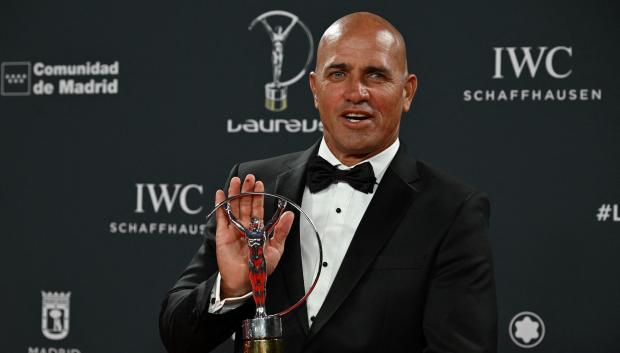 El surfista Kelly Slater recibió el Laureus