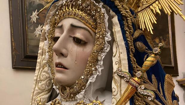 Besamanos a la Virgen de los Dolores de Córdoba