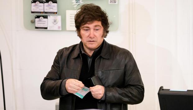 Milei logra una victoria contundente en las legislativas de Buenos Aires y desplaza al macrismo conservador