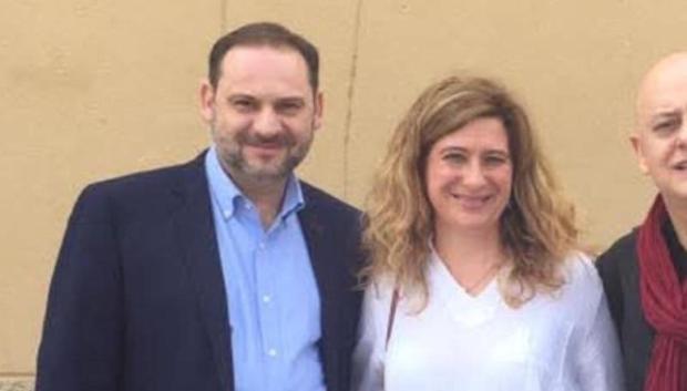 Leire Díez con José Luis Ábalos