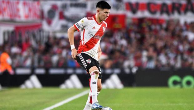 Franco Mastantuono, en un partido con el River Plate