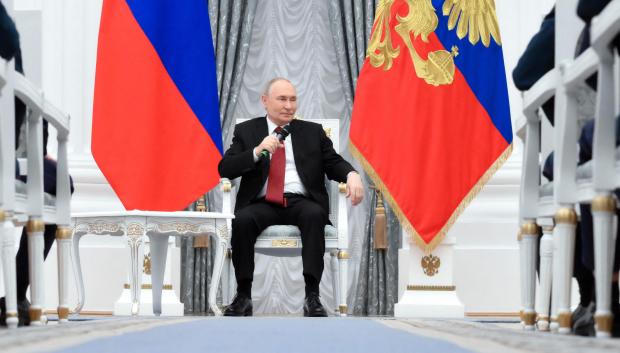 Putin cargó con dureza contra la OTAN y desestimó como «absurdas» las acusaciones sobre un supuesto plan