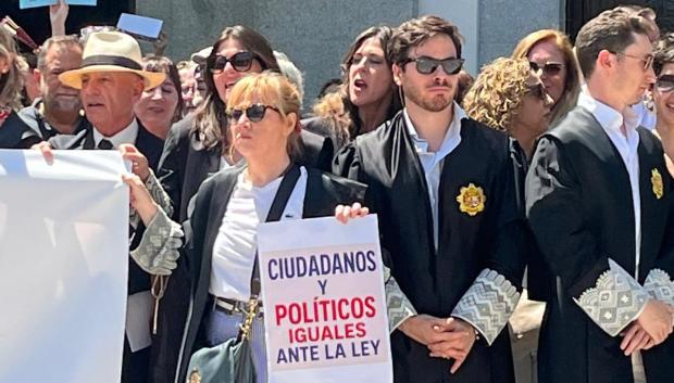 La protesta de jueces y fiscales ha sido multitudinaria y ha transcurrido sin incidentes