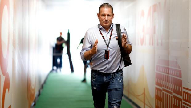 Jos Verstappen parece ser el culpable del despido de Horner