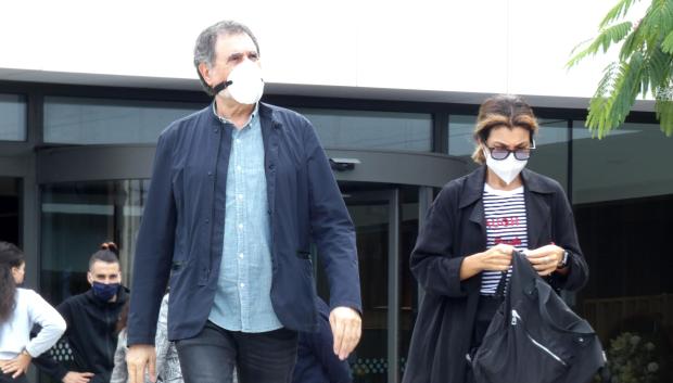 Toni Cruz, en 2020 cuando acudió al tanatorio por la muerte de Rosa María Sardá