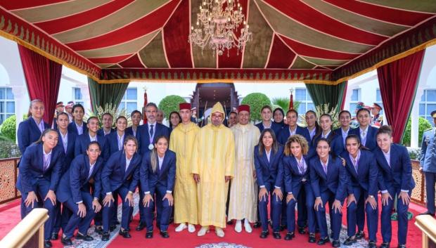 El Rey Mohamed VI y Jorge Vilda y la Selección femenina de fútbol