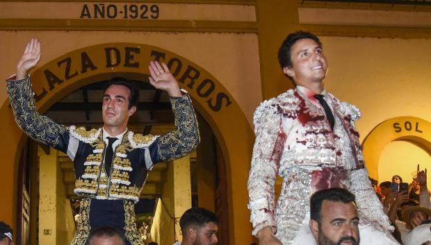 Tomás Rufo y Roca Rey salen a hombros en Huesca