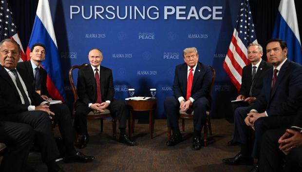 Vladimir Putin y Donald Trump, durante el encuentro que mantuvieron en Alaska