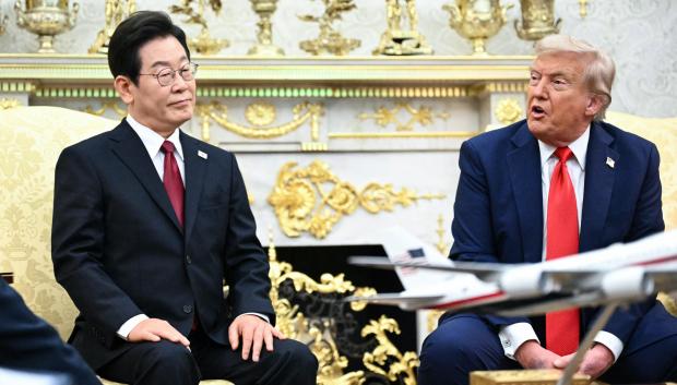 El presidente de Corea del Sur Lee Jae Myung y el presidente de EE.UU. Donald Trump en la Casa Blanca