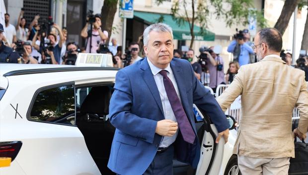 El exsecretario de Organización del PSOE Santos Cerdán a su llegada a declarar en el Tribunal Supremo