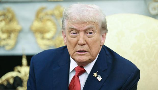 Donald Trump, presidente de los EE.UU., en la Oficina Oval