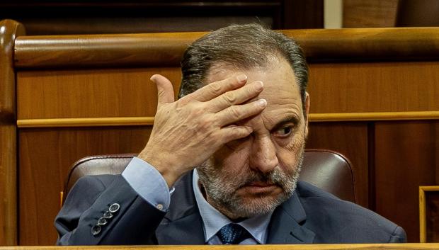 José Luis Ábalos durante una sesión plenaria en el Congreso
