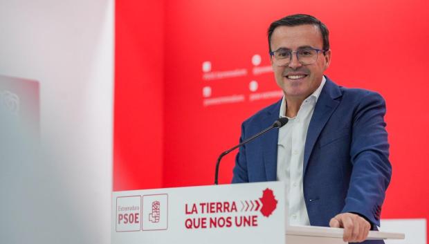 El secretario general del PSOE de Extremadura, Miguel Ángel Gallardo