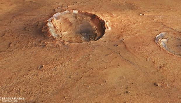 Este cráter mide aproximadamente 20 km de este a oeste y 15 km de norte a sur.