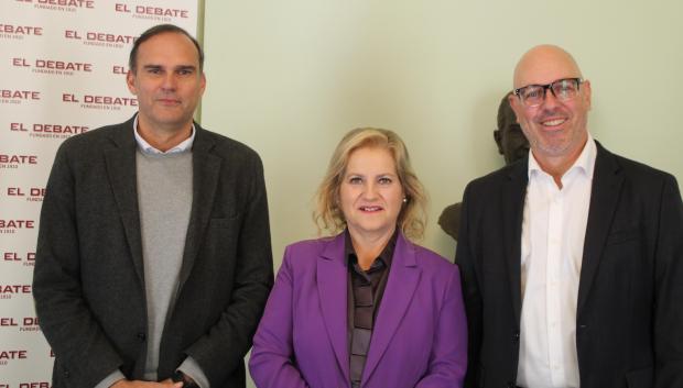 Imagen de los participantes en el foro de El Debate 'La gestión del agua en la Comunidad Valenciana: oportunidades y amenazas de un recurso básico para el crecimiento regional'.