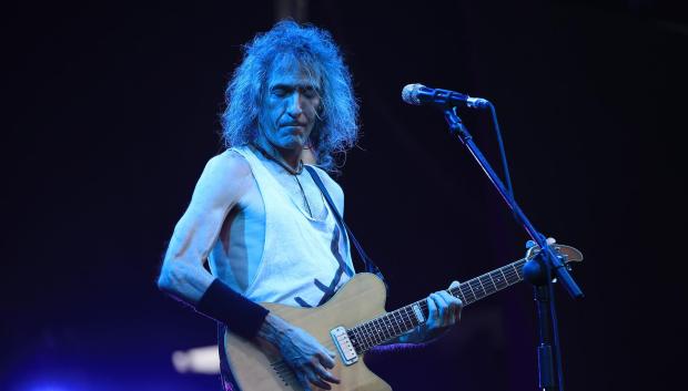 Roberto Iniesta "Robe" durante un concierto en 2022