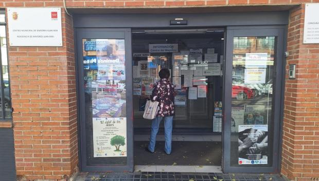 Fachada del Centro de Mayores Juan XXIII, en Móstoles