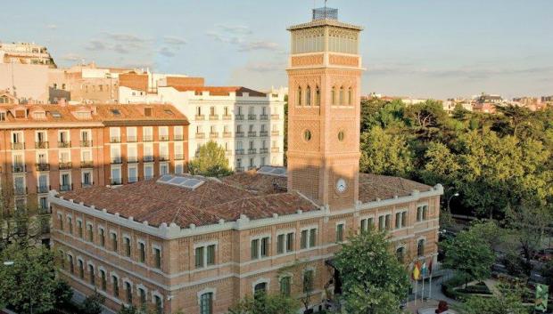 Sede de la Casa Árabe en Madrid, en las antiguas Escuelas de Aguirre.
