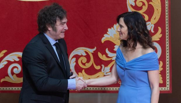 Isabel Díaz Ayuso junto a Javier Milei en la Real Casa de Correos