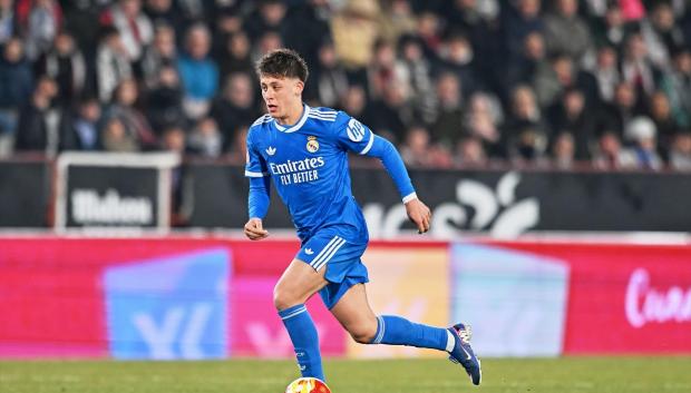 Arda Guler of Real Madrid runs with the ball during the Spanish Cup, Copa del Rey, Round of 16 football match between Albacete Balompie and Real Madrid at Estadio Carlos Belmonte on January 14, 2026 in Albacete, Spain

Francisco Macia / AFP7 / Europa Press
14/1/2026 ONLY FOR USE IN SPAIN