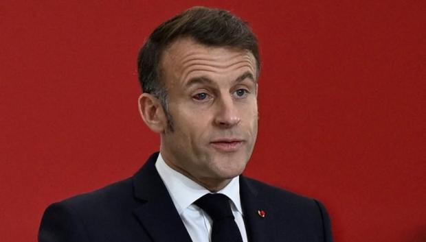 Macron, pronuncia su discurso de Año Nuevo ante las fuerzas armadas