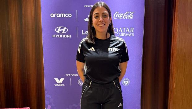 Noelia Gutiérrez antes de la final del Mundial de Fútbol Sala Femenino en Filipinas