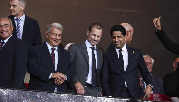 (Foto de ARCHIVO)
Joan Laporta, President of FC Barcelona, Nasser Al-Khelaïfi, President of Paris Saint-Germain and Aleksander Ceferin, President of UEFA during the UEFA Champions League 2025/26 League Phase MD2, match between FC Barcelona and Paris Saint-Germain at Estadi Olimpic Lluis Companys on October 01, 2025 in Barcelona, Spain.

Javier Borrego / AFP7 / Europa Press
01/10/2025 ONLY FOR USE IN SPAIN