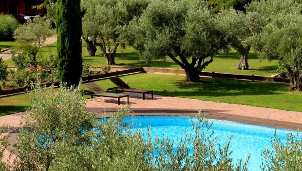 Imagen de la piscina del hotel rural en el que vivió Carlos Alcaraz