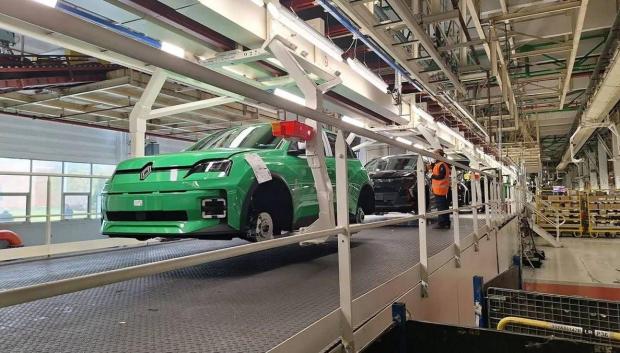 El esqueleto de uno de los nuevos Renault R5 eléctricos