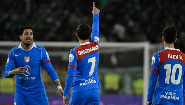 Antoine Griezmann celebra el 0-4 ante el Betis