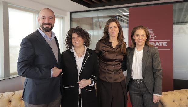 José Antonio Méndez, Ana Montero, Diana Jiménez y Paloma Santamaría
