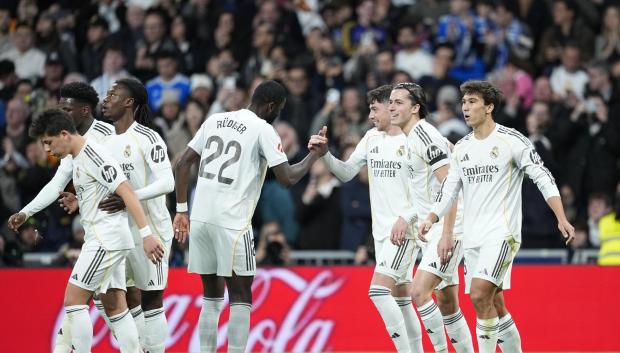 Los jugadores del Real Madrid, en un partido de esta temporada
