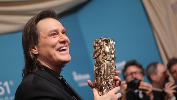 Jim Carrey recibe el César de honor en París