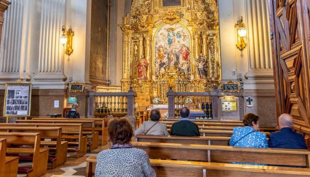 Los catequistas de la archidiócesis «cuidan con esmero cada etapa, especialmente la acogida y las distintas 'entregas', como la de la Biblia y el Credo»