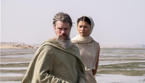 Matt Damon y Zendaya, en una imagen de La odisea, de Nolan