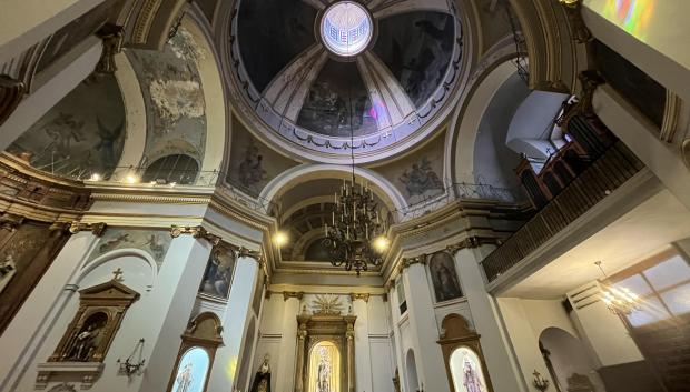 Interior de la Real Iglesia Parroquial de Santiago y San Juan Bautista