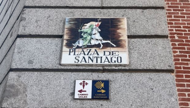 Exterior de la Real Iglesia Parroquial de Santiago y San Juan Bautista