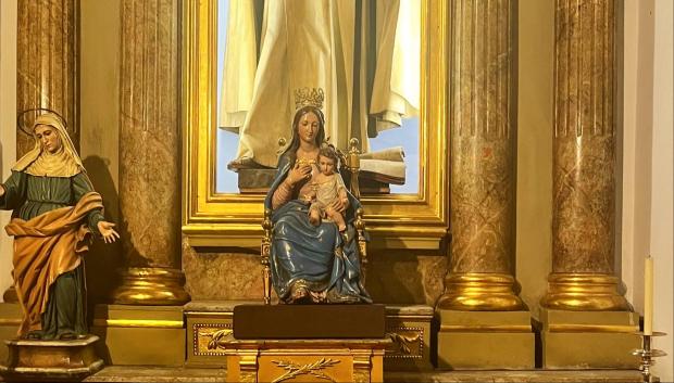 Interior de la Real Iglesia Parroquial de Santiago y San Juan Bautista