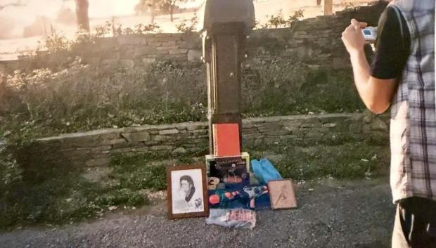 Los regalos que los fans le llevaron a Michael Jackson por su cumpleaños