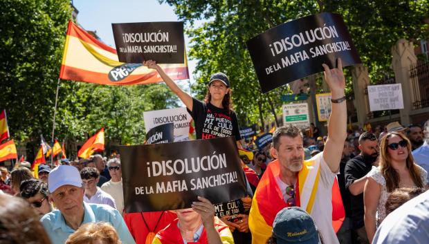 Fuentes de la Delegación del Gobierno en Madrid estiman la cifra de asistentes en unas 40.000 personas, mientras que los organizadores la elevan a 80.000.