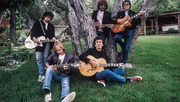 El grupo The Traveling Wilburys, del que Dylan formó parte