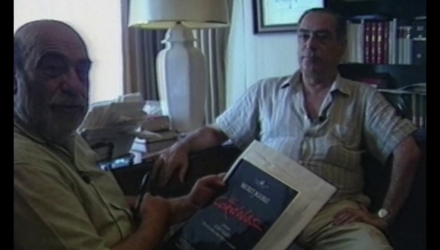 Sebastián Cuevas entrevistando a Antonio de la Riva
