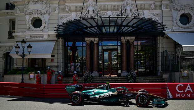 Aston Martin's Spanish driver Fernando Alonso drives in front of the Hotel the Paris as he takes part in the third practice session at the Monaco street circuit in Monaco, ahead of the Monaco Formula 1 Grand Prix, on June 6, 2026. (Photo by Andrej ISAKOVIC / AFP)